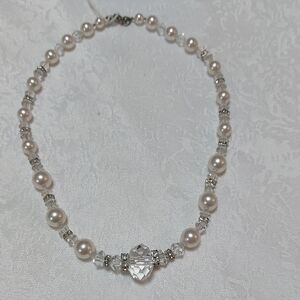 Elegant Pearl and Swarovski Crystal Necklace